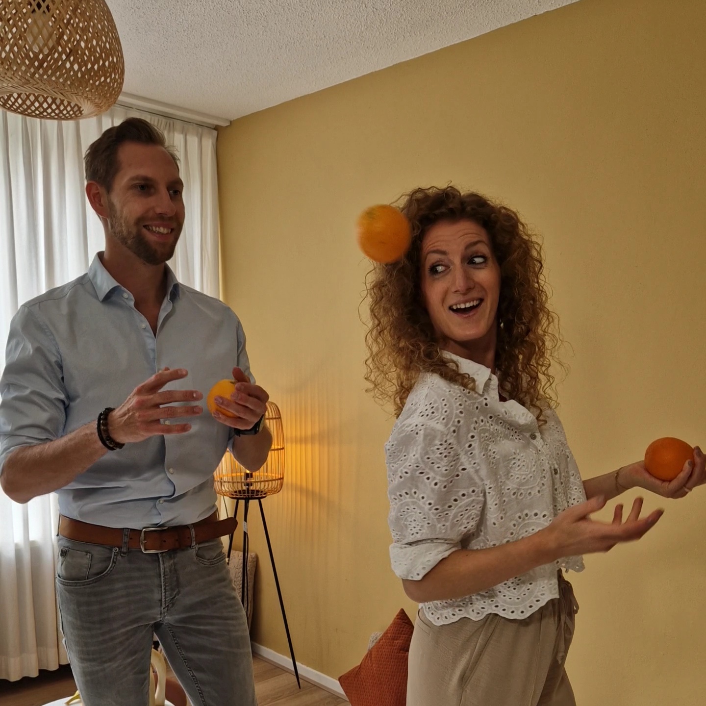 Foto van Pieter en Rochelle, helpen je samen vooruit